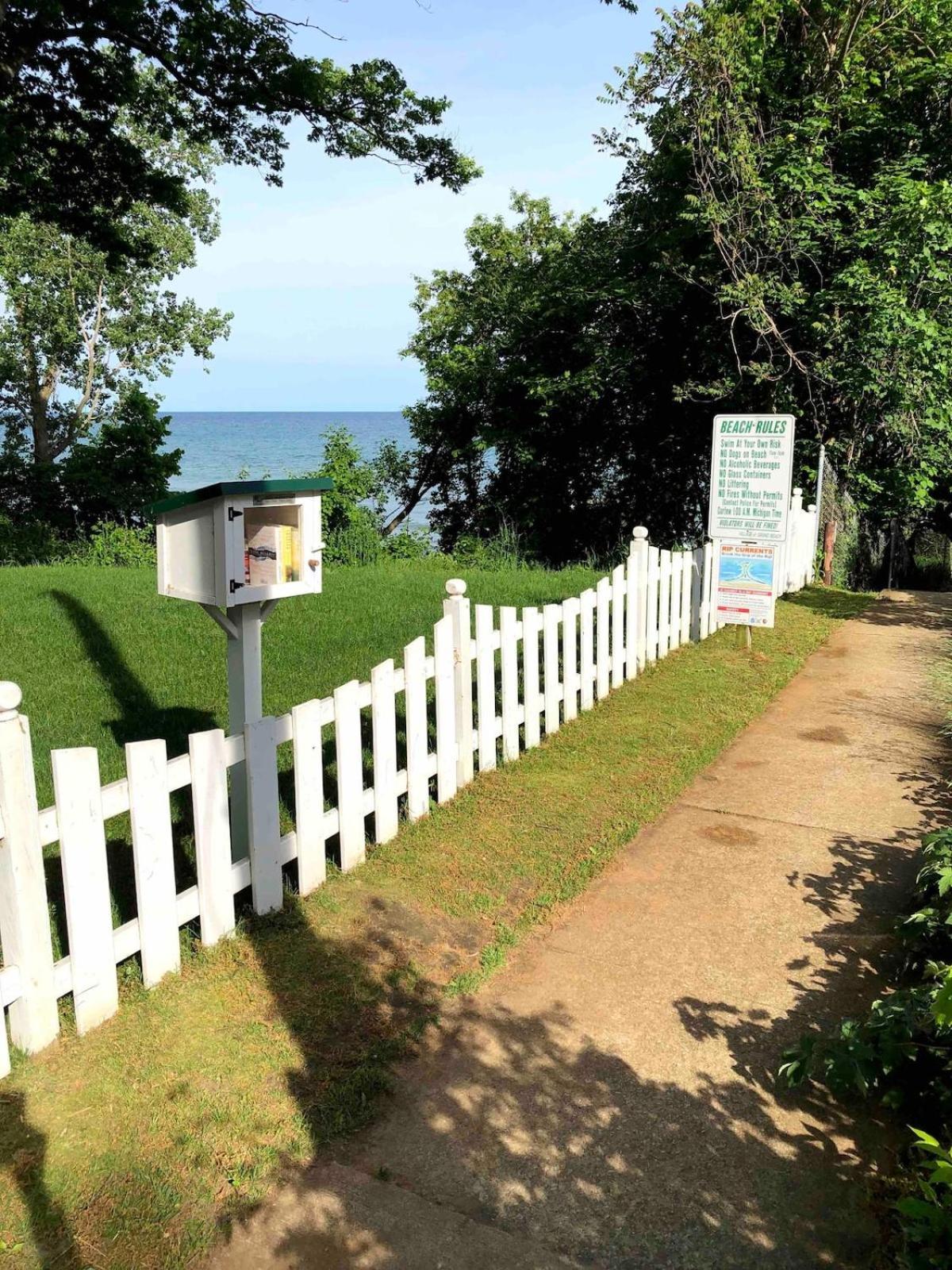 Beachglass Cottage - Family Friendly Kids And Pets Grand Beach Екстериор снимка