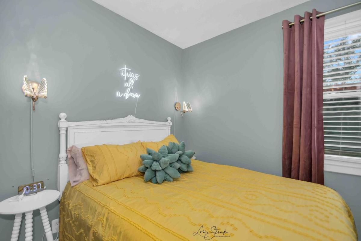 Beachglass Cottage - Family Friendly Kids And Pets Grand Beach Екстериор снимка