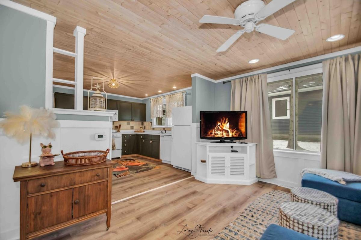 Beachglass Cottage - Family Friendly Kids And Pets Grand Beach Екстериор снимка